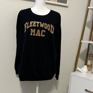 Torrid “Fleetwood Mac” Black Sweatshirt with Teddy Bear Lettering